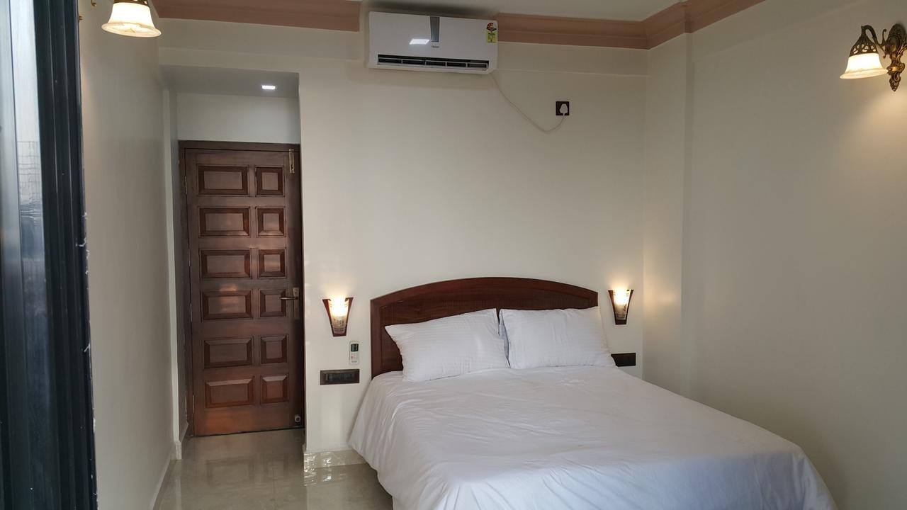 Hotel Murud Marina ภายนอก รูปภาพ