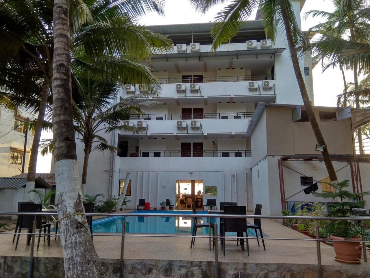 Hotel Murud Marina ภายนอก รูปภาพ