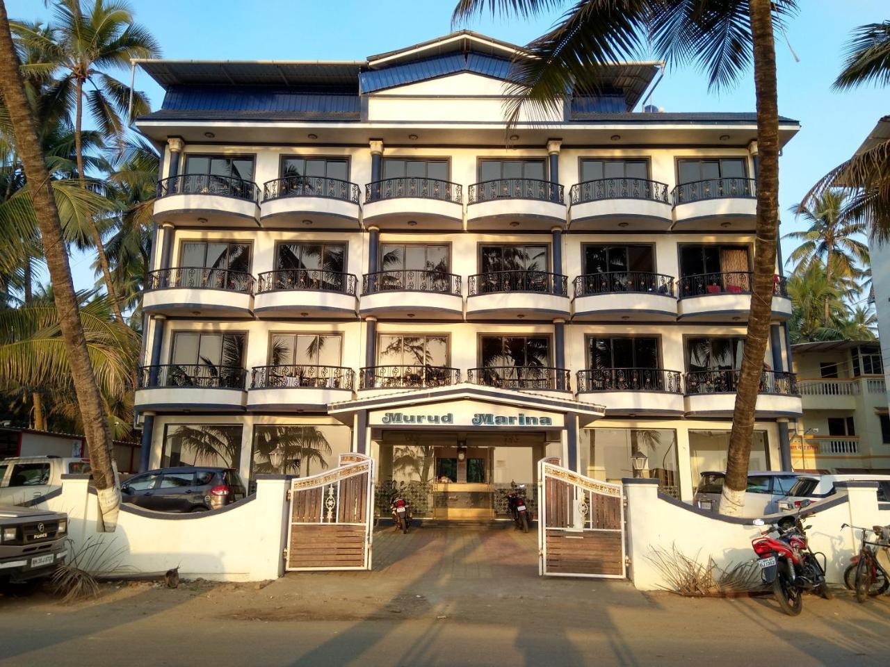 Hotel Murud Marina ภายนอก รูปภาพ